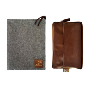 Neceser de Viaje para Hombre, en Color Tabaco, material sintético tipo Piel Para Accesorios